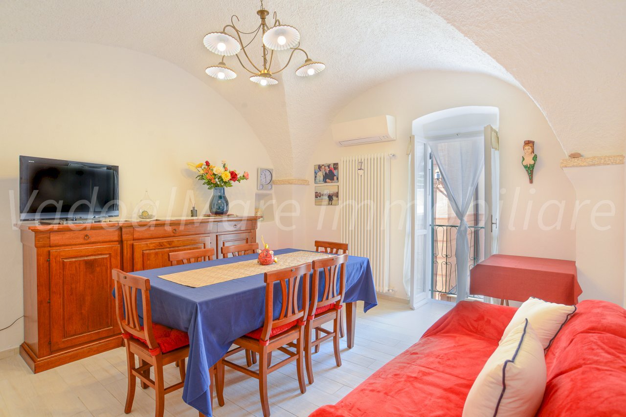 Spotorno Logo-04.jpg - Porzione di casa Vico Daniele Manin, Spotorno - foto 1