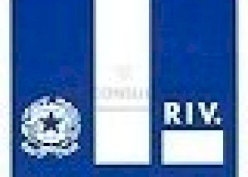 insegna tabacchi.jpg - Locale Commerciale Via Pescara 2, Martina Franca - foto 2