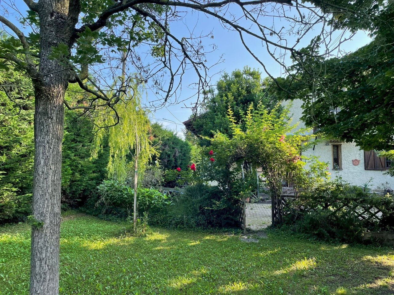 Building land Bagnolo in Piano - photo 2