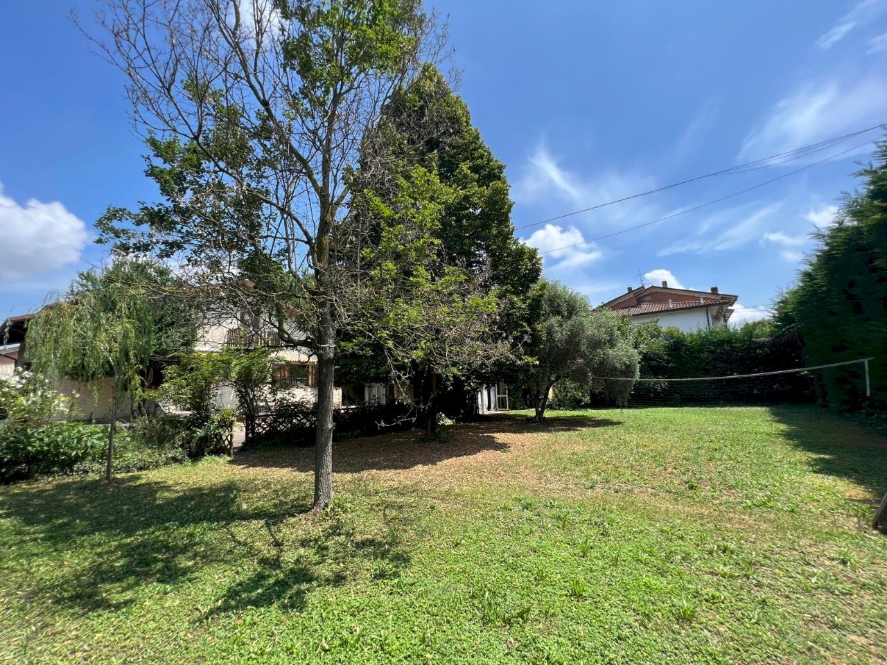 Single Family Villa Bagnolo in Piano - photo 2