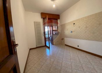 Two-room apartment Sant'Ilario d'Enza, RE, Sant'Ilario d'Enza - photo 6