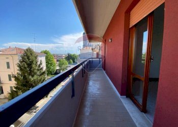 Two-room apartment Sant'Ilario d'Enza, RE, Sant'Ilario d'Enza - photo 15