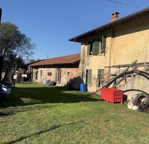 8df8cc74b40cf30668cdaa90d3eee172 - Rustico via Masaccio, Bardello - foto 3