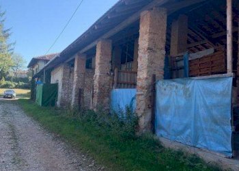 e01422a7ec4f660a984d519c7c39a35d - Rustico via Masaccio, Bardello - foto 7