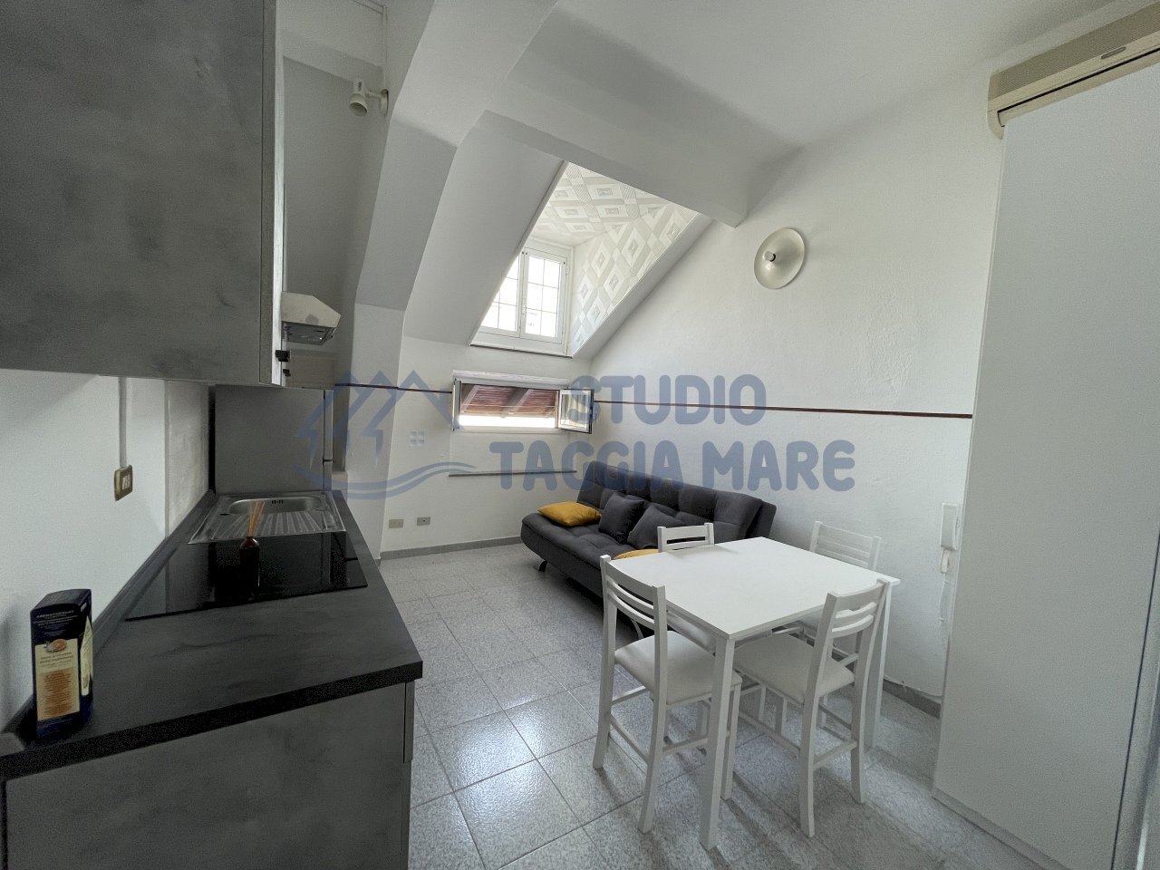 IMG_4843.JPG - Appartamento Via della Stazione 48, Taggia - foto 1