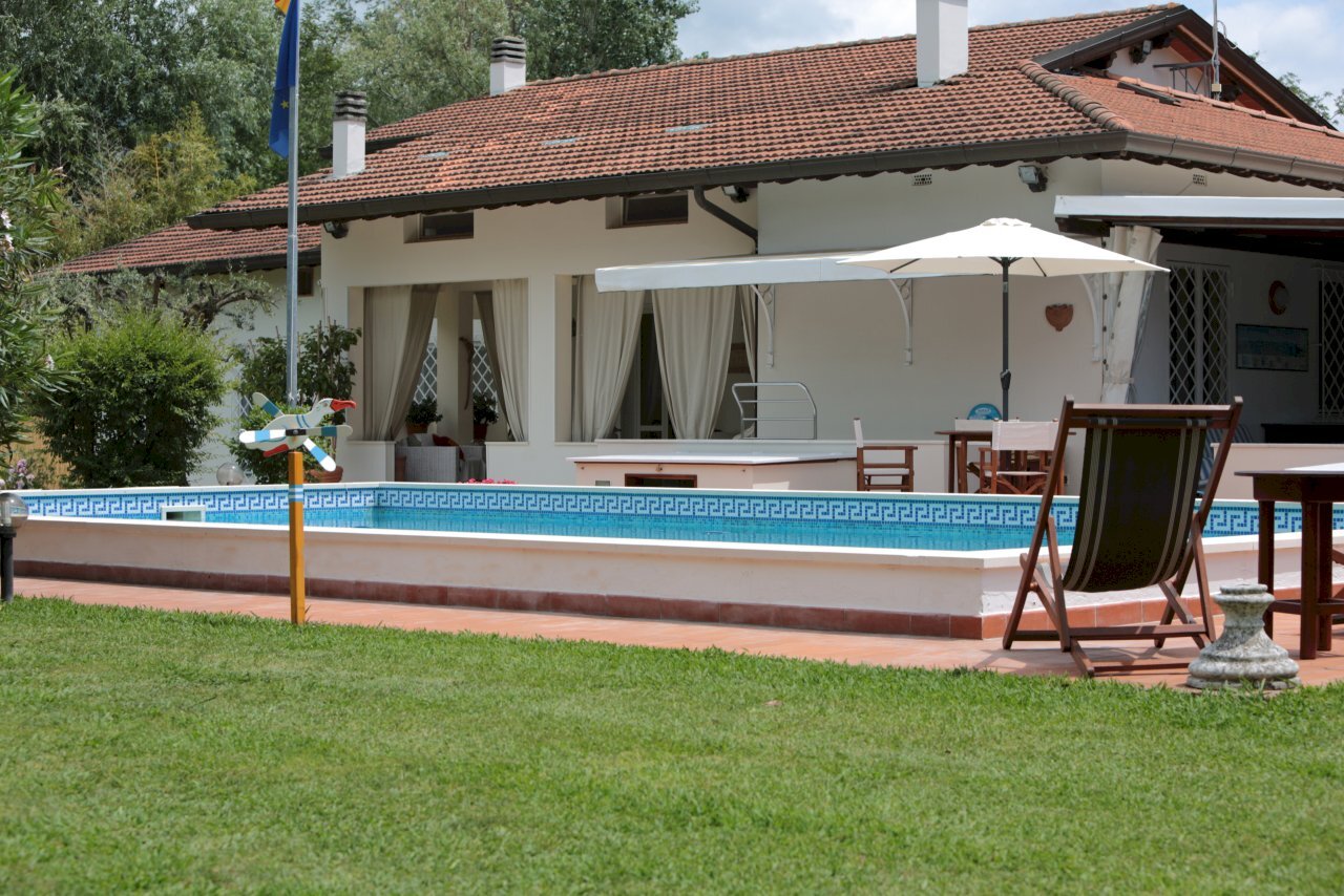 487850 (1).jpg - Villa Forte dei Marmi - photo 1