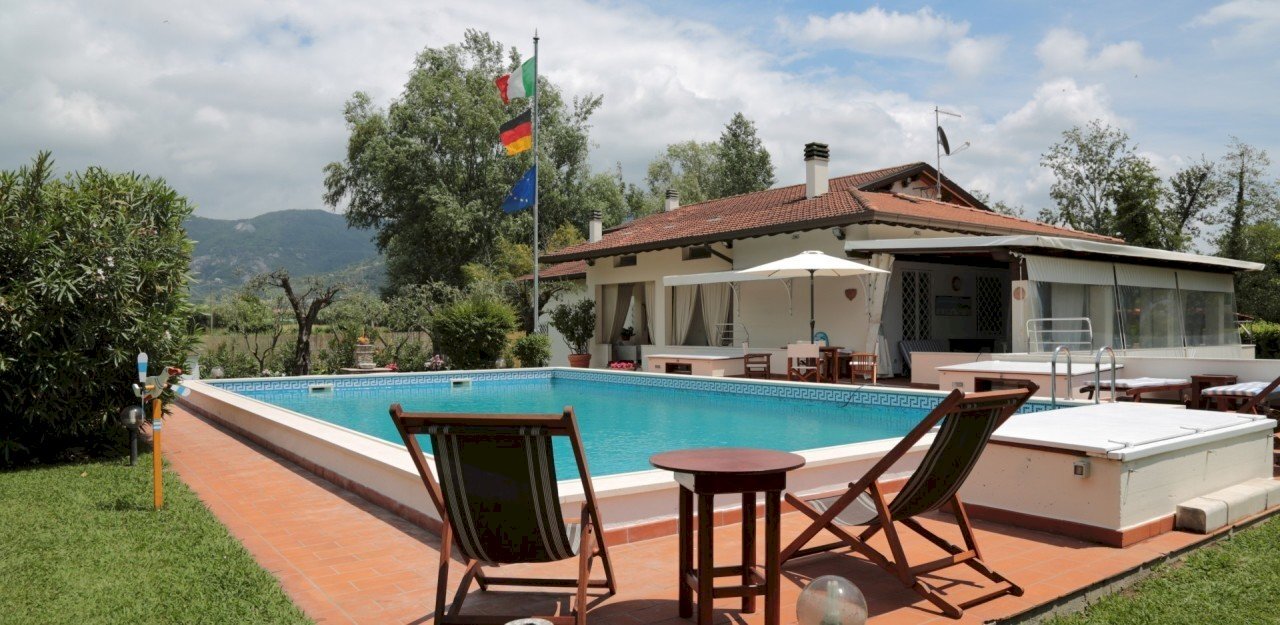 487869.jpg - Villa Forte dei Marmi - photo 2