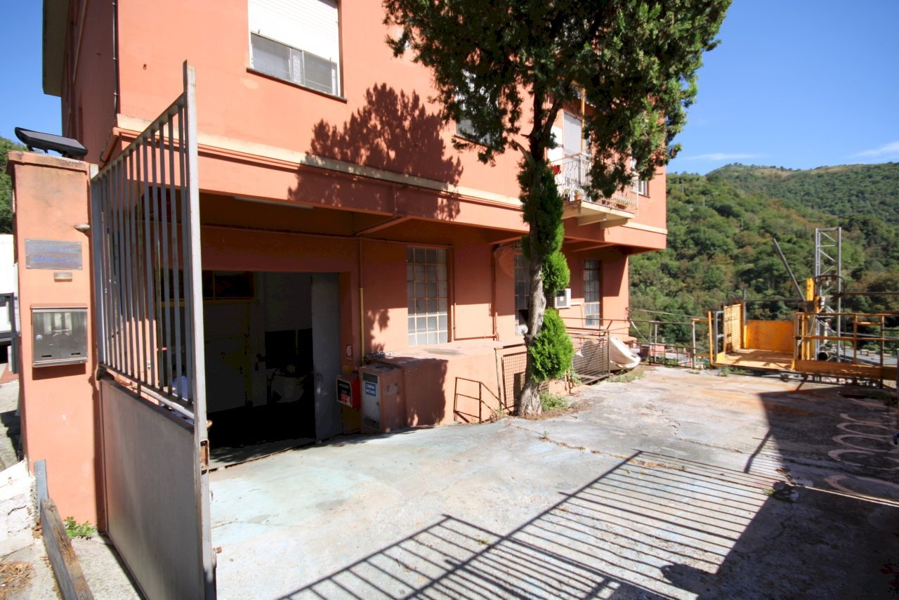 IMG_1698.JPG - Commercial Premises Via San Giorgio di Bavari, Genova - photo 1