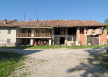 Casale Dogliani - photo 1