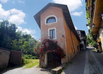 Casale Dogliani - photo 1