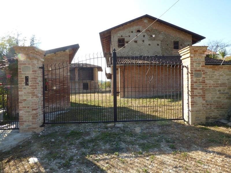 Casale Dogliani - foto 1