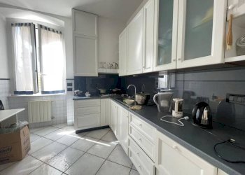 Cucina - Quadrilocale corso Mentana, 2, Genova - foto 3