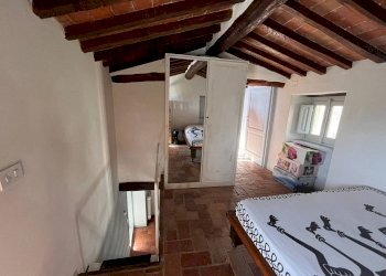 1 Camera da letto - Independent house via Vitoio, Pietrasanta - photo 7