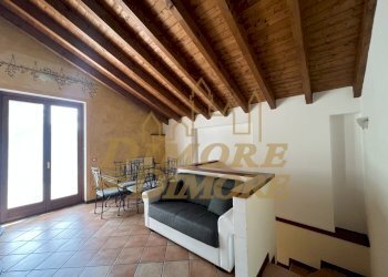 IMG_9485.JPG - Porzione di casa Luino - foto 2