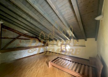 IMG_9448.JPG - Porzione di casa Luino - foto 15