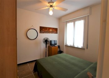 013 bis - Camera (5).JPG - Appartamento Recco - foto 14
