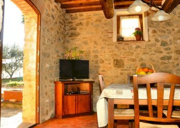 agriturismo ristrutturato (53).jpg - Casale Strada Senza Nome 5, Pescia - foto 19