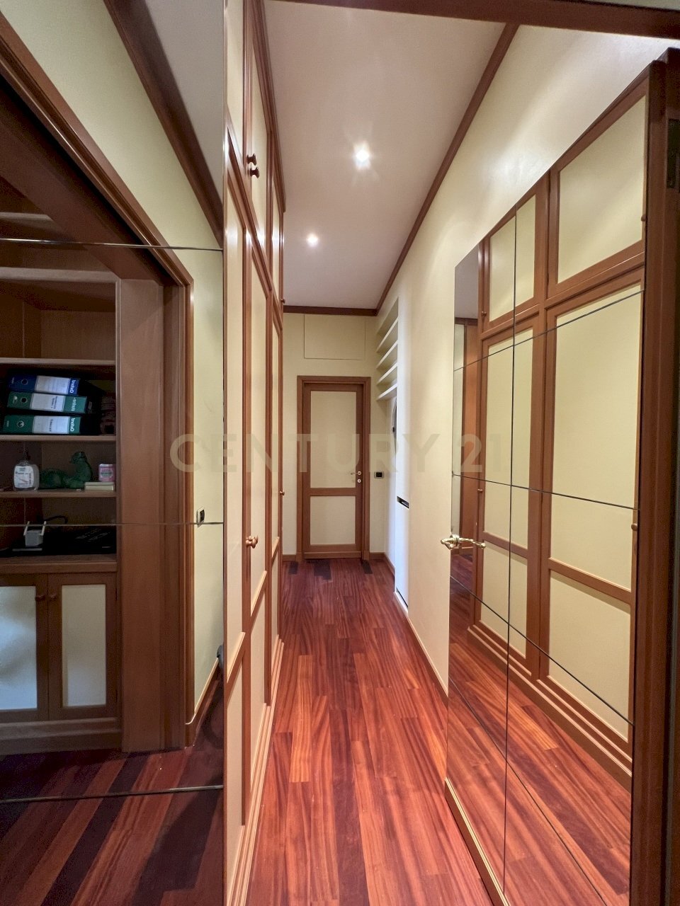 corridoio - Appartamento Via Boccaccio 11, Milano - foto 2