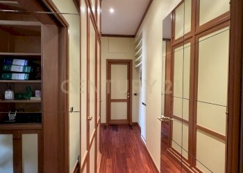 corridoio - Appartamento Via Boccaccio 11, Milano - foto 2