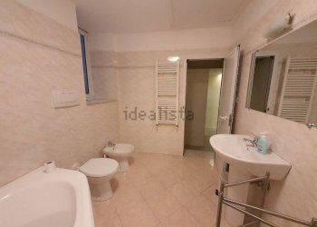 Appartamento via Paolo Emilio Bensa, 4, Genova (zona Centro Storico) - foto 5