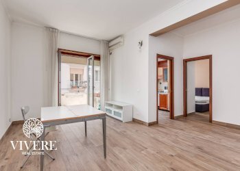 Bilocale Via Paola Falconieri, Roma - foto 2