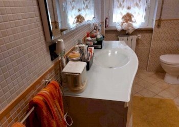 6188da02-6295-4af9-9ef2-f19119e2a4cb.JPG - Appartamento Via dei Mille 129, Carrara - foto 8