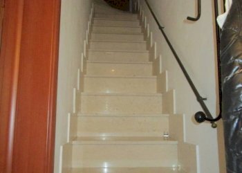 scala per il primo piano - Villa Statte - photo 9