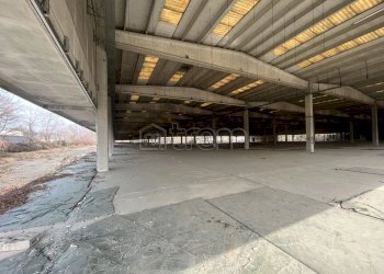 Capannone strada Trossi, Verrone - foto 6