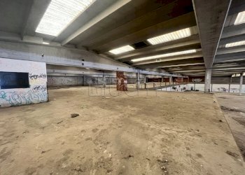 Capannone strada Trossi, Verrone - foto 14