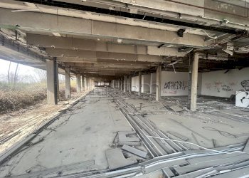 Capannone strada Trossi, Verrone - foto 16