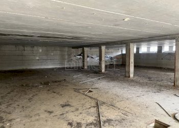 Capannone strada Trossi, Verrone - foto 17