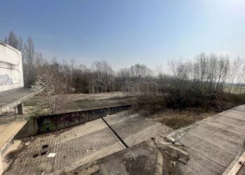 Capannone strada Trossi, Verrone - foto 19