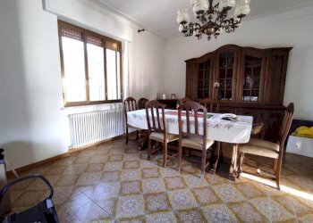 945039-tlck91to.jpg - Casa semi indipendente Via Pedemontana 28, Luni - foto 1