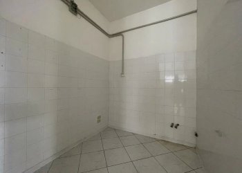 Negozio VIA DELLA CONA, Città Sant'Angelo - foto 5