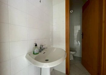 Negozio VIA DELLA CONA, Città Sant'Angelo - foto 12