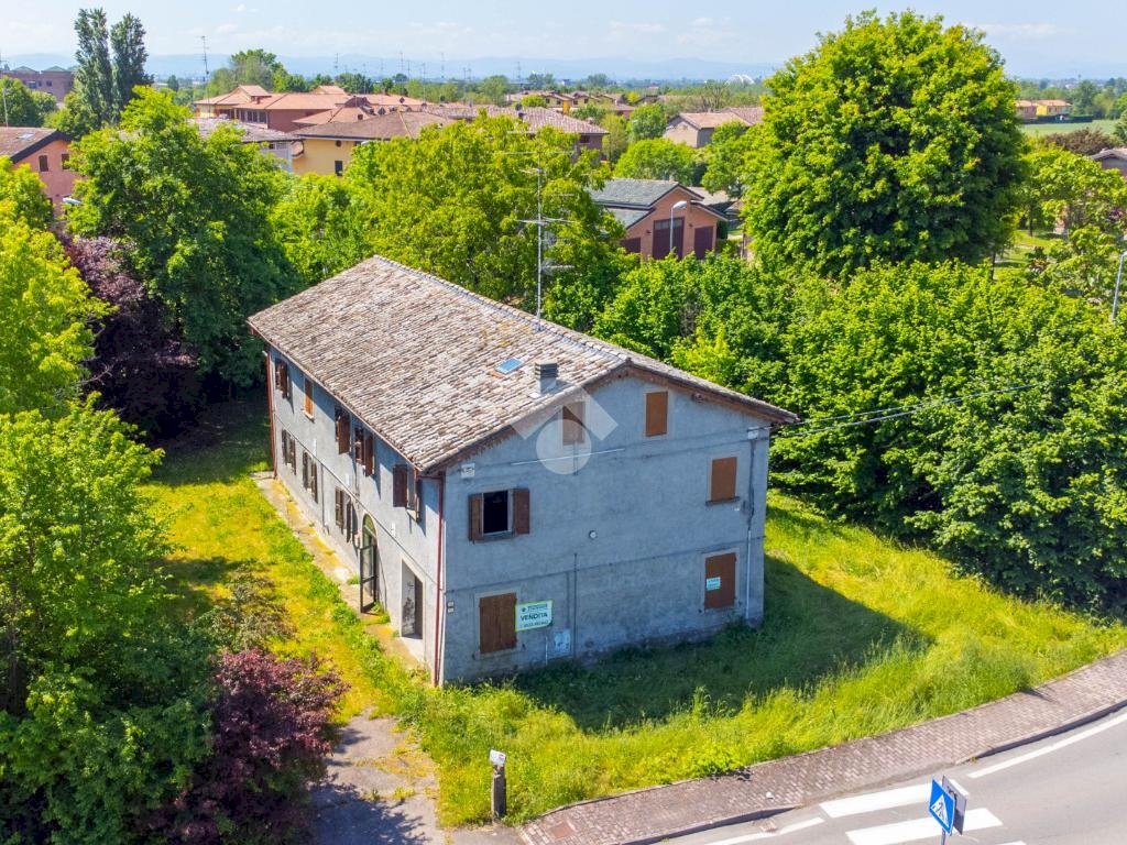 Casa indipendente Via della Repubblica, Bagnolo in Piano - foto 2
