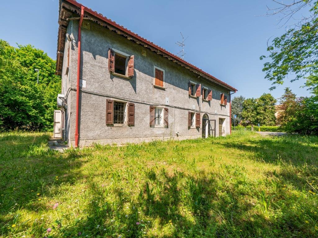 Casa indipendente Via della Repubblica, Bagnolo in Piano - foto 1