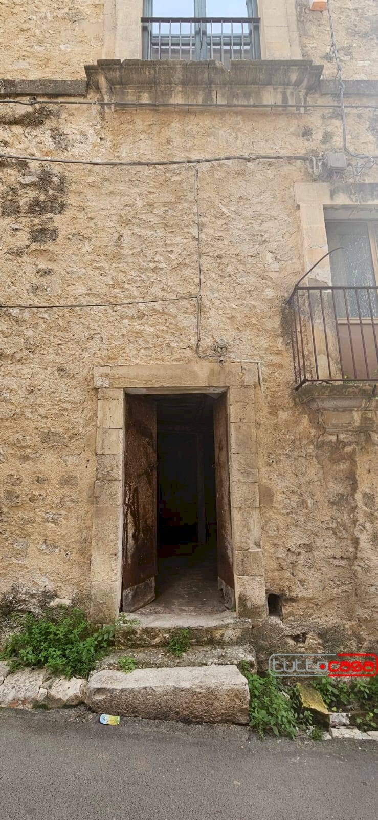 Locale Commerciale VIA CARMINE, Scicli - foto 2