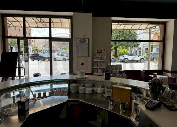 Attività Commerciale Piazza Alcide de Gasperi, Cassino - foto 17