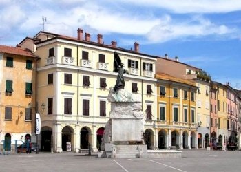 Trilocale via aurelia lato pisa, Sarzana - foto 7