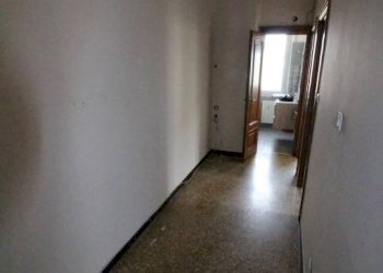 CORRIDOIO - Three-room apartment via Borghetto, Genova - photo 3