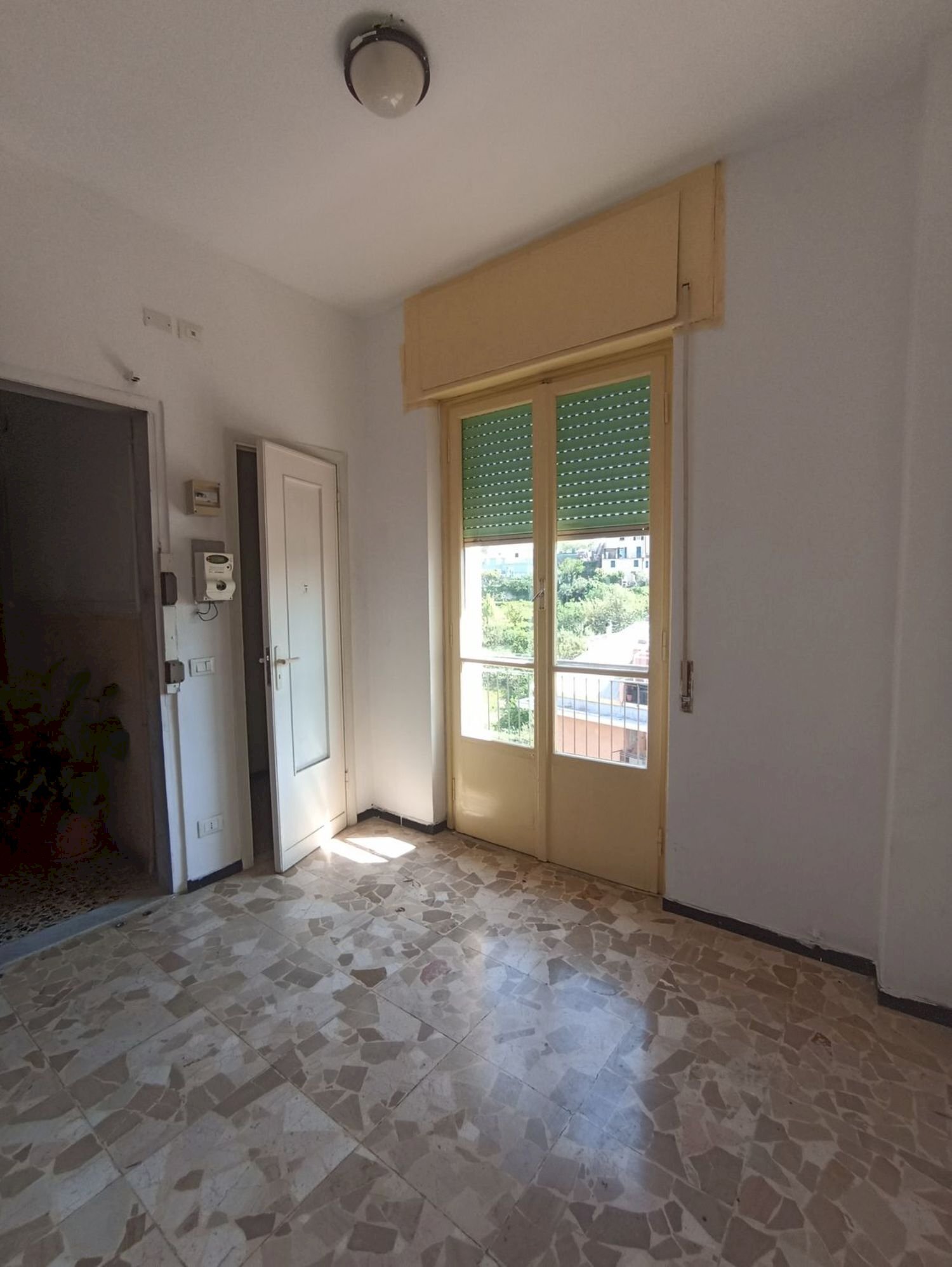 Three-room apartment corso Luigi Andrea Martinetti, Genova (neighborhood Sampierdarena) - photo 1