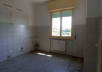 Trilocale corso Luigi Andrea Martinetti, Genova (zona Sampierdarena) - foto 4