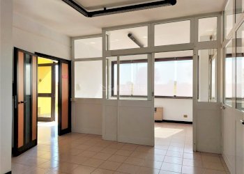 Fiumicino, Isola Sacra - ufficio piano terra - Office Via Ivo Oliveti, Fiumicino - photo 3