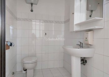 Fiumicino, Isola Sacra - ufficio piano terra - Office Via Ivo Oliveti, Fiumicino - photo 12