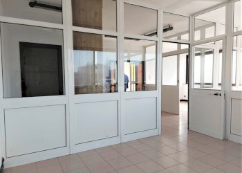 Fiumicino, Isola Sacra - ufficio piano terra - Office Via Ivo Oliveti, Fiumicino - photo 17