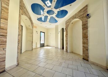 IMG_3331 2.jpg - Commercial Premises via acqualunga, Montignoso - photo 2