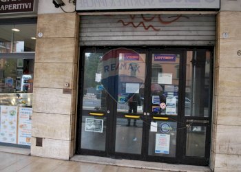 Negozio Via Aurelio Saffi, 6 
 Saffi, Bologna (zona Saffi) - foto 1