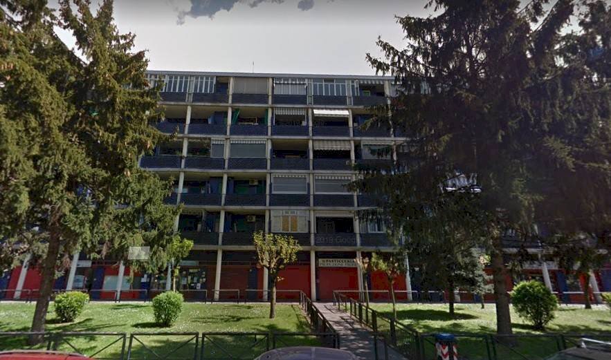 Facciata - Shop via Celeste Negarville, 29, Torino (neighborhood Mirafiori Sud) - photo 3