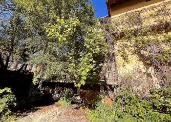 esterno - Palazzo Storico via FRICCHIERI, 36, Carignano - foto 8